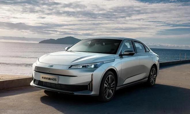 家庭代步车可以看看这三款省油又安全pg电子中文模拟器想买八九万左右的(图1) 家庭代步车可以看看这三款省油又安全pg电子中文模拟器想买八九万左右的(图1)